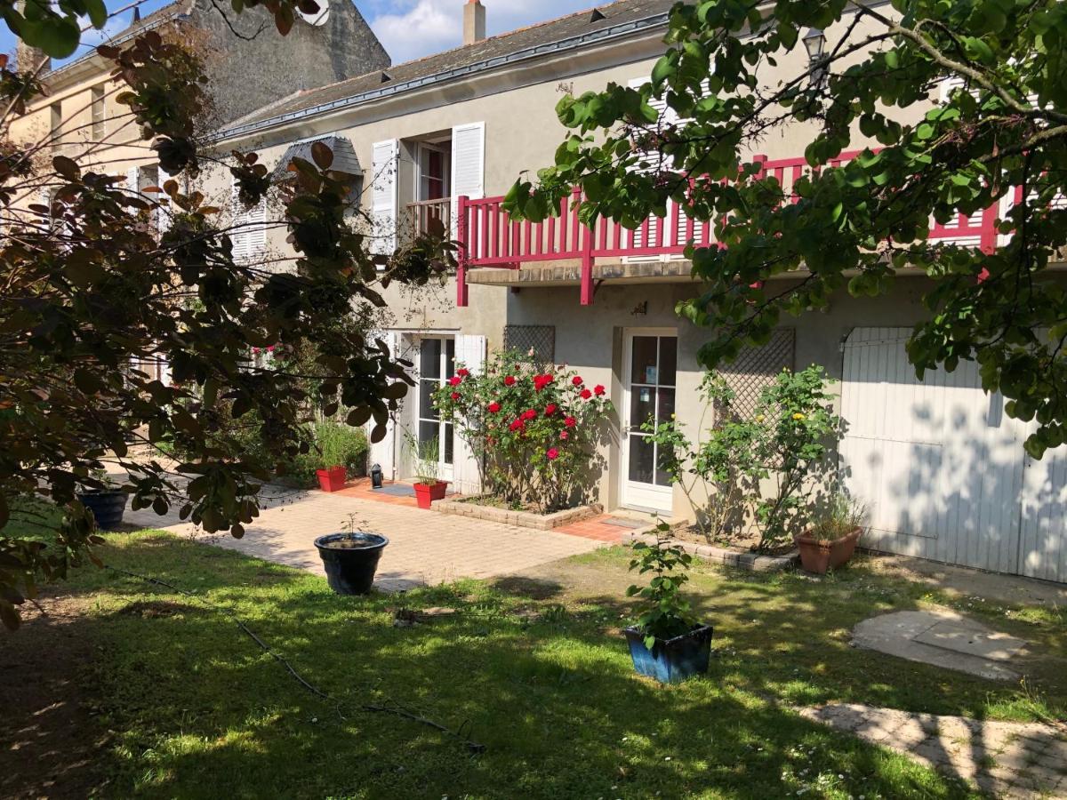 Le Chai De La Rose Doué-la-Fontaine Buitenkant foto